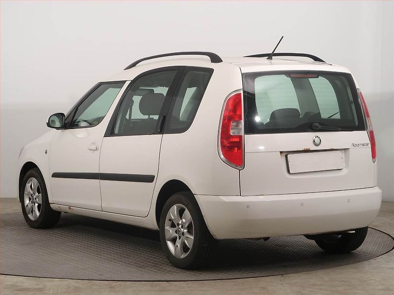 Škoda Roomster (2010) Elegance 1.2 TSI, Serv.kniha - fotka 4 z 13