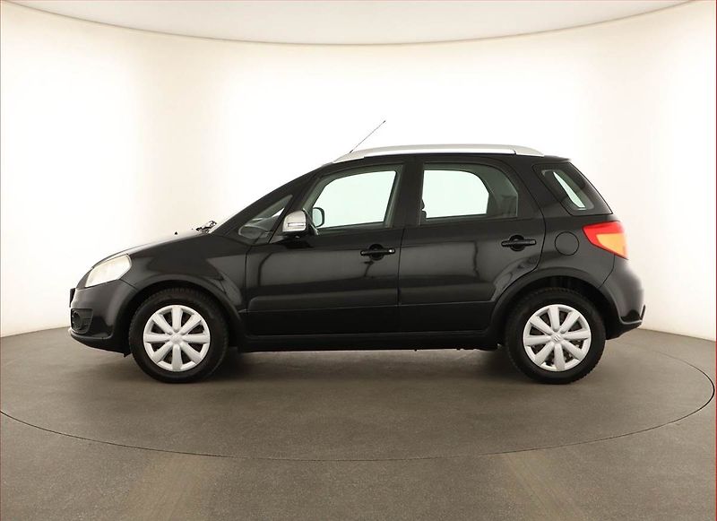 Suzuki SX4 (2014) 1.6 VVT - fotka 3 z 12