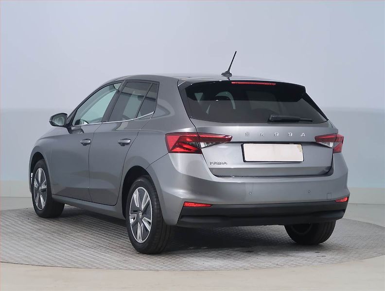 Škoda Fabia (2023) Style 1.0 TSI, Serv.kniha - fotka 4 z 19