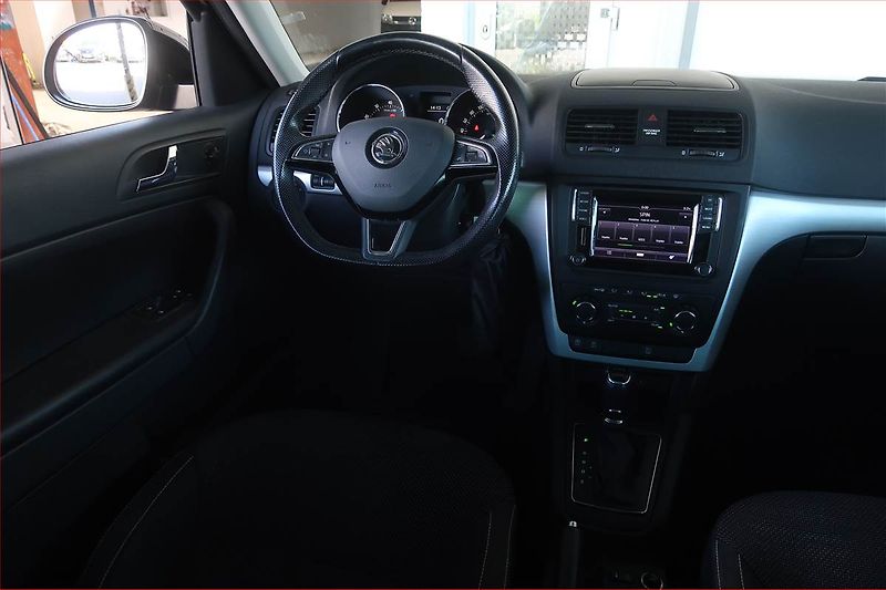 Škoda Yeti (2016) 1.2 TSI, Automat, Bi-Xenony - fotka 7 z 17