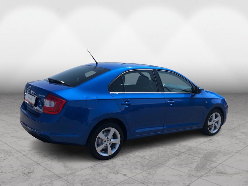 Škoda Rapid 1.2 TSi 63kW AMBITION FRESH - fotka 2 z 27