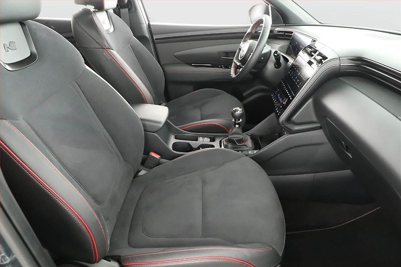 Hyundai Tucson (2024) 1.6 T-GDI 48V MHEV - fotka 7 z 21