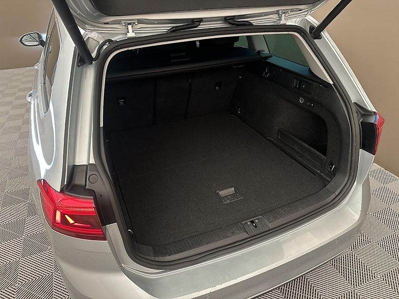 Volkswagen Passat (2022) 2.0 TDi Style Business DSG  - fotka 11 z 30