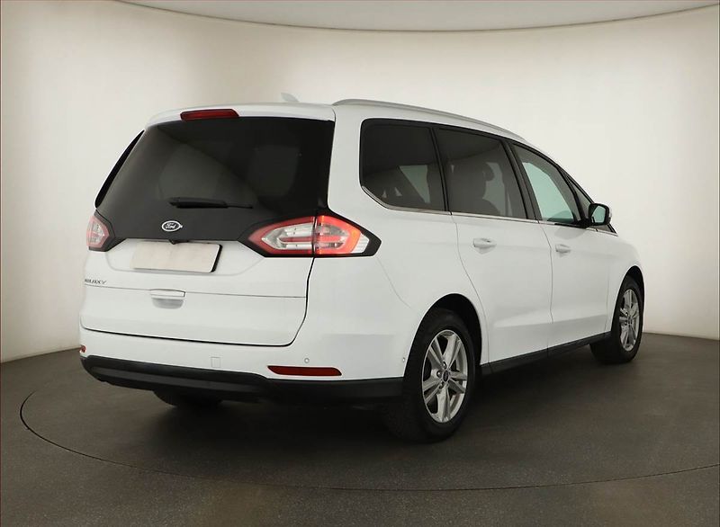 Ford Galaxy (2020) Titanium 2.0 EcoBlue - fotka 5 z 20