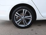 Volkswagen Golf (2020) R-Line 1.5 TSI, Automat, Kůže - náhled 15