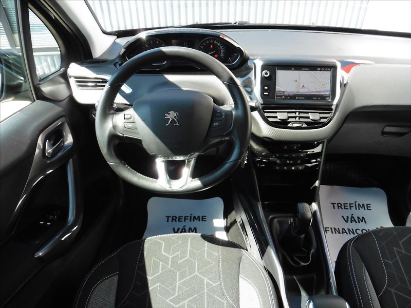 Peugeot 2008 1,2 Allure Navi, 1.maj.. - fotka 12 z 18
