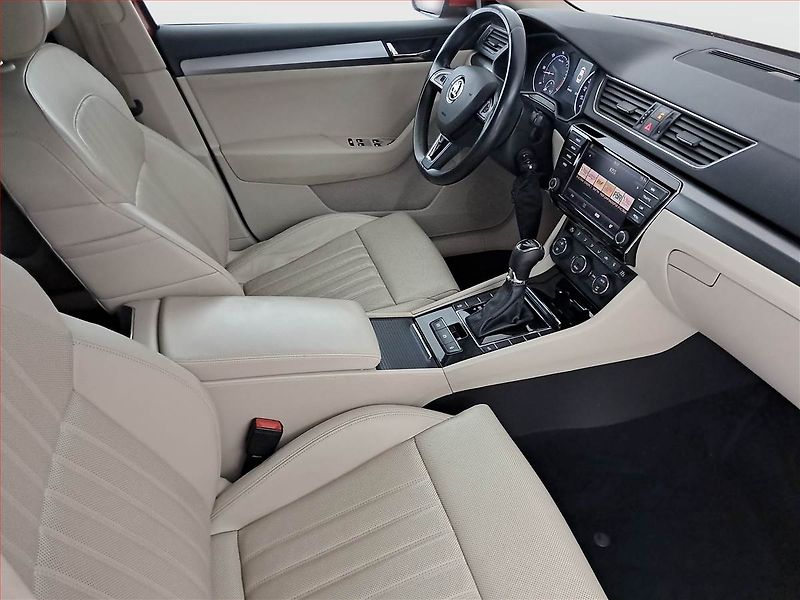 Škoda Superb (2017) Style Plus 2.0 TDI, Automat - fotka 9 z 18