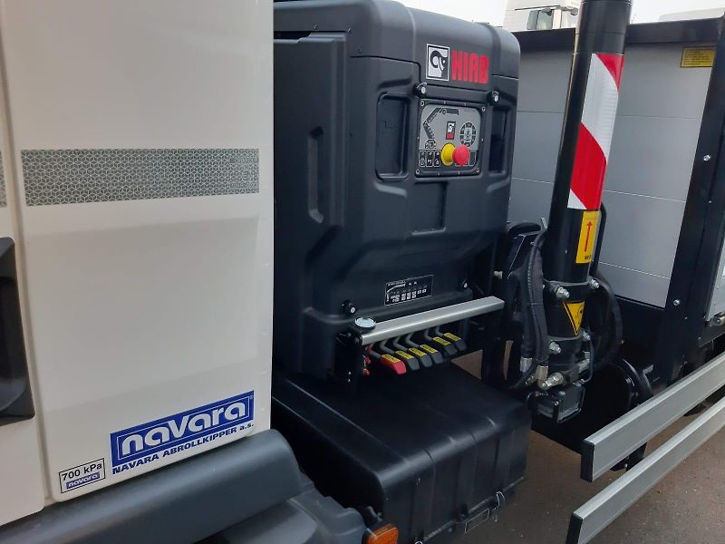 MAN TGL VALNÍK S HYDRAULICKOU RUKOU  - fotka 3 z 9