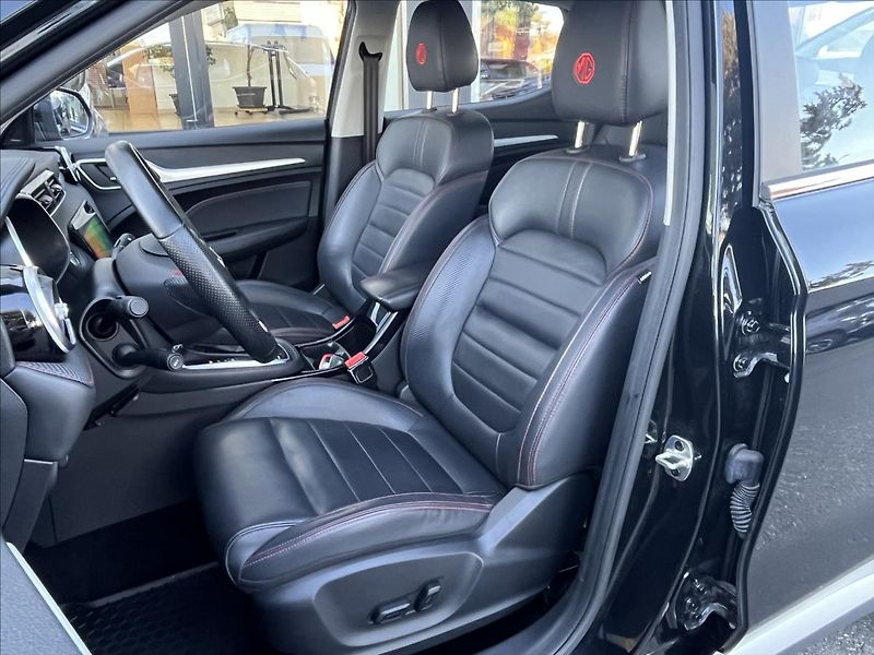 MG ZS 1,0 T  Exclusive AT+ 1Maj. - fotka 9 z 25