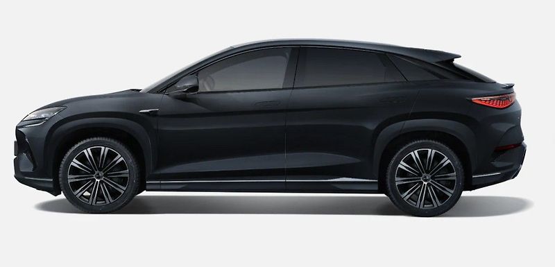 BYD Sealion 7 (2025) Design AWD 530 koní - fotka 2 z 5