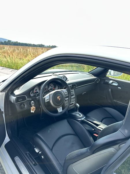 Porsche 911 (2005) Carrera S, 22 245km!!  - fotka 13 z 21