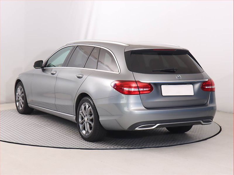 Mercedes-Benz Třídy C (2016) C 200 d, Automat, Serv.kniha - fotka 4 z 21