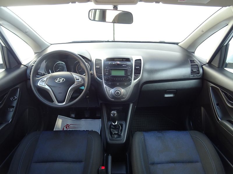 Hyundai ix20 (2011) 1.4i,66kW,1majČR,klima - fotka 15 z 23