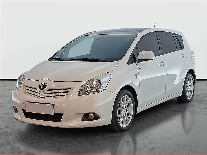 Toyota Verso (2010) 2.2 D-4D, Automat, Navi - fotka 2 z 21