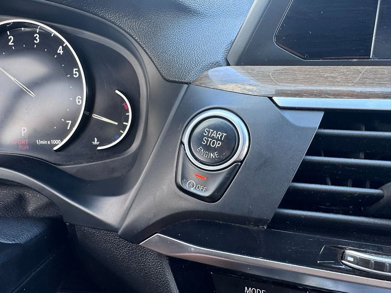 BMW X3 (2018) XDRIVE 2,0i 185 KW STK - fotka 33 z 46