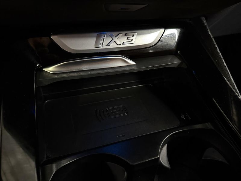 BMW iX3 M SPORT PANO LASER 2XALU 1MAJ. - fotka 33 z 49