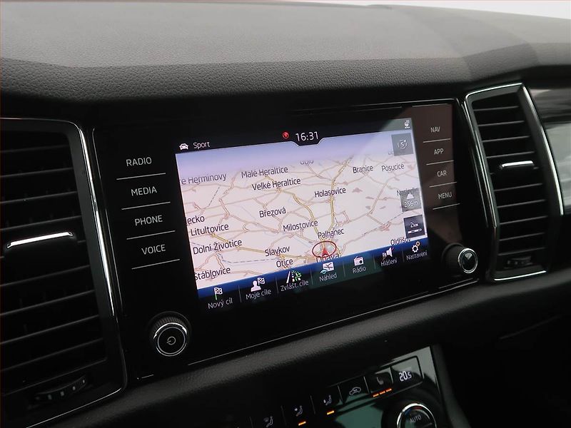 Škoda Kodiaq (2018) Style Plus 2.0 TDI 4x4 - fotka 13 z 23