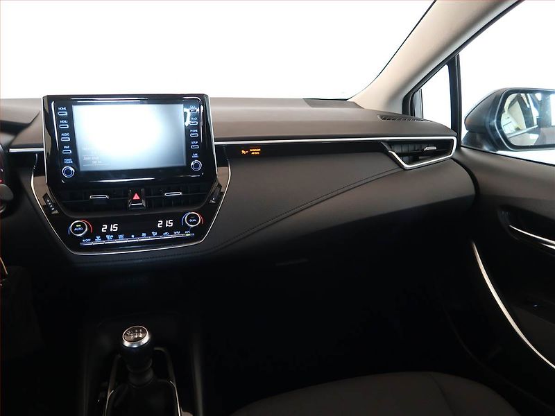 Toyota Corolla (2022) 1.5 VVT-i, Serv.kniha - fotka 8 z 14