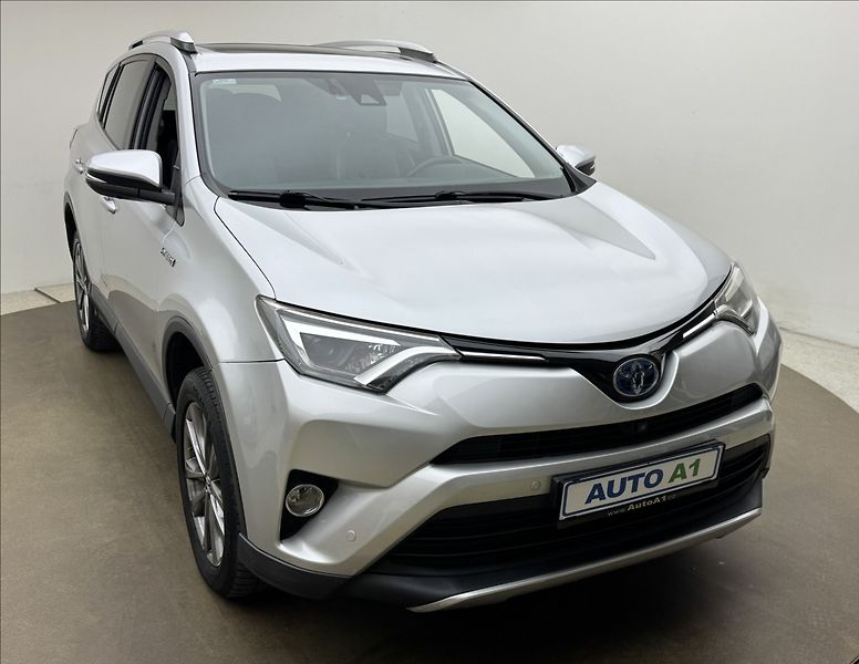 Toyota RAV4 2,5 114kW HYBRID LED KŮŽE 360° - fotka 3 z 45