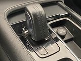 Volvo V90 B4 MOMENTUM AUT REZERVACE - náhled 27