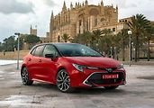 Toyota Corolla hatchback hybrid - 652 900 Kč