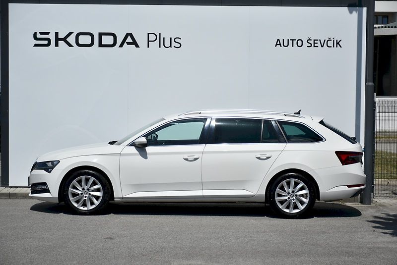 Škoda Superb (2019) Style 2.0 TDI 140kW DSG - fotka 3 z 34