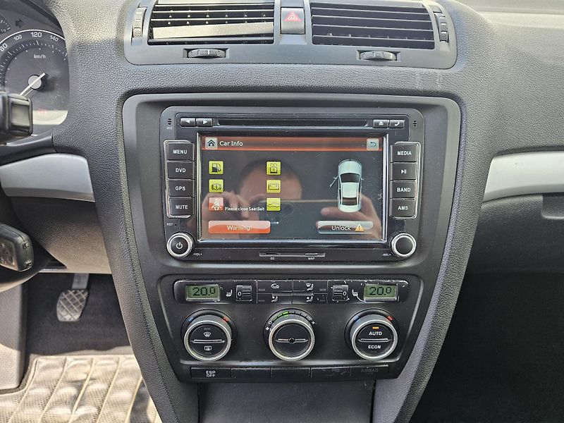 Škoda Octavia (2007) 2 1.9TDI  - fotka 12 z 18