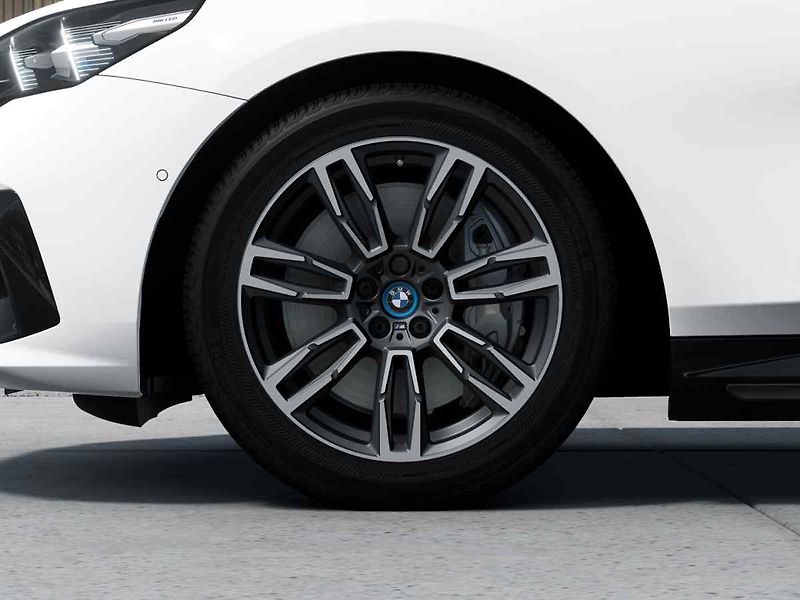 BMW i5 (2026) - fotka 4 z 10