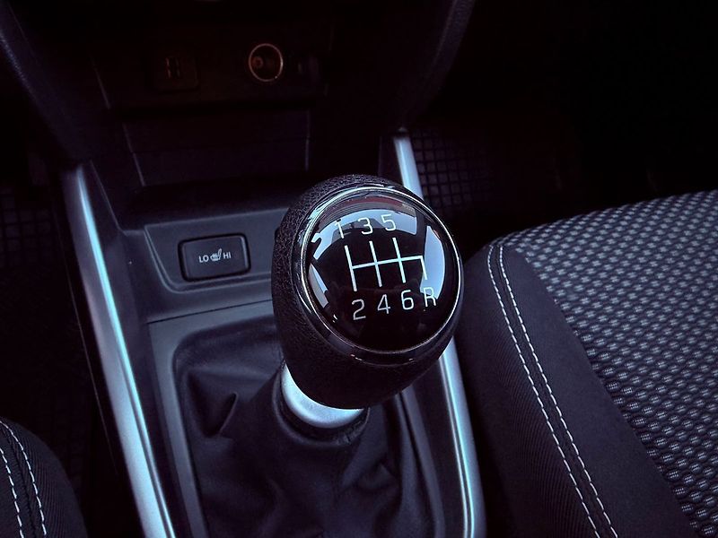 Suzuki Vitara 1.4 BoosterJet Elegance, ČR - fotka 22 z 26