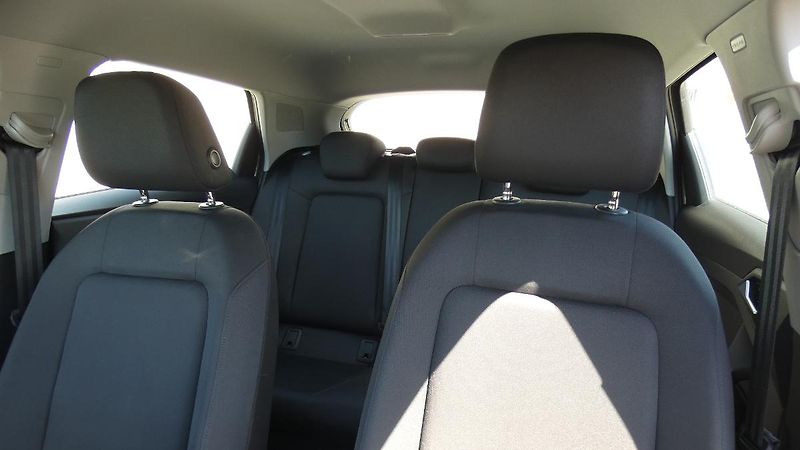 Audi A1 35 TFSI S-line Stronic - fotka 7 z 22