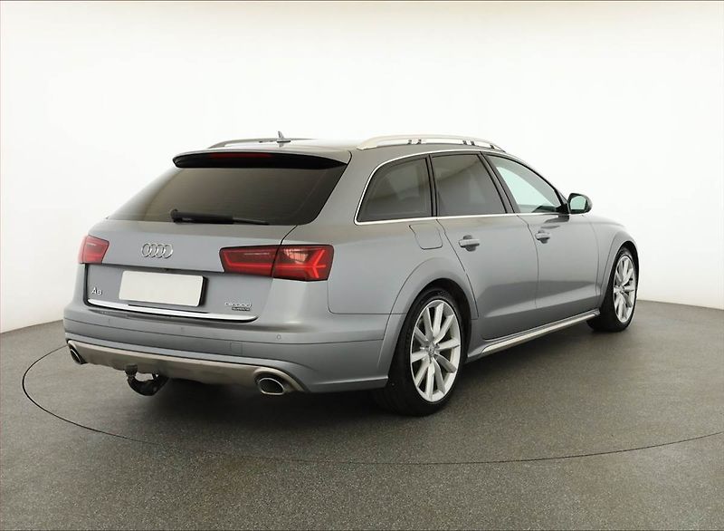Audi A6 Allroad (2017) 3.0 TDI - fotka 5 z 15