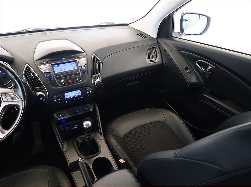 Hyundai ix35 (2015) 1.7 CRDi, Serv.kniha, Tempomat - fotka 8 z 14