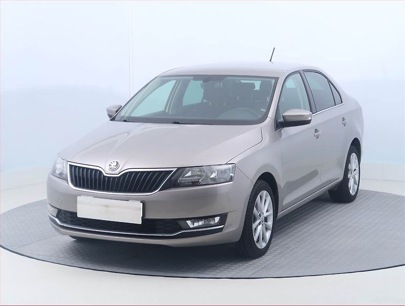 Škoda Rapid (2018) Elegance 1.0 TSI - fotka 2 z 14