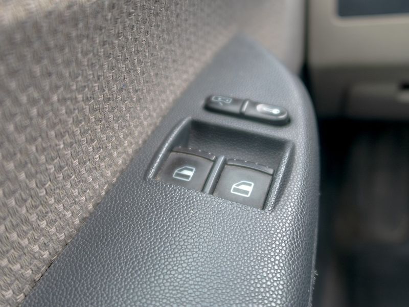 Škoda Fabia (2004) 1.4TDI 55KW – 2x KOLA - fotka 22 z 34
