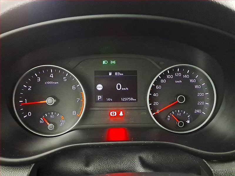 Kia Sportage (2021) 1.6 T-GDI, 4X4, Automat, ČR - fotka 11 z 22