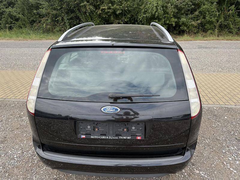 Ford Focus (2009) 1.6 td - fotka 16 z 40