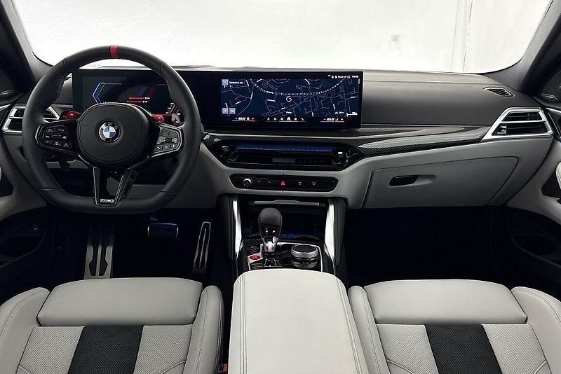 BMW M4 Competition - fotka 14 z 24