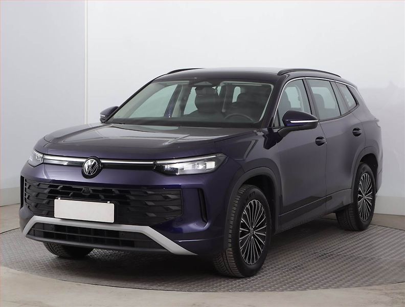 Volkswagen Tayron (2025) 1.5 eTSI - fotka 2 z 27