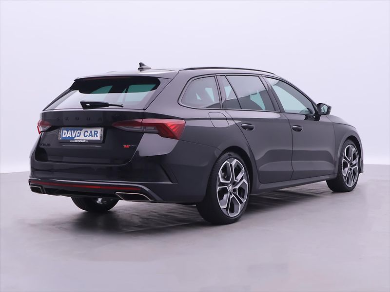 Škoda Octavia 2,0 TDI RS 4x4 DSG First Editi - fotka 7 z 33