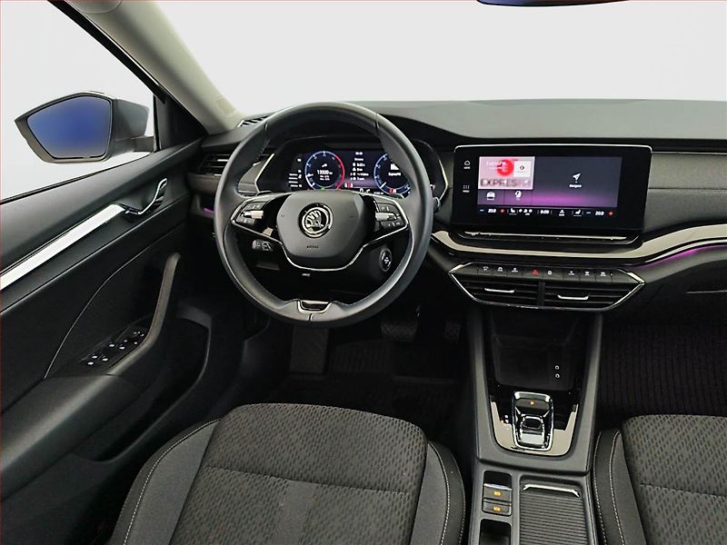 Škoda Octavia (2023) 2.0 TDI, Automat, ČR,1.maj - fotka 7 z 18
