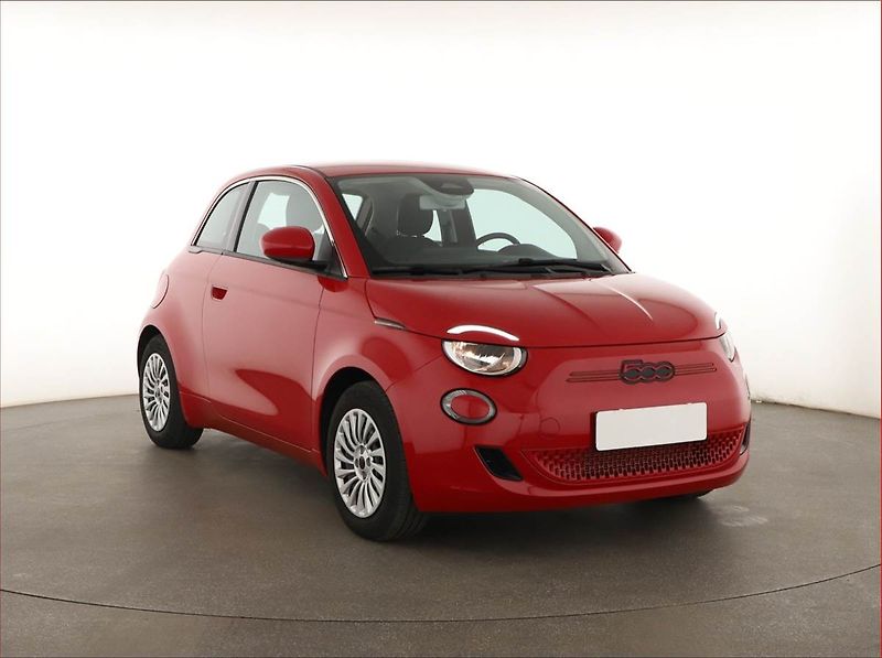 Fiat 500e (2023) 42 kWh, SoH 96% - fotografie inzerátu