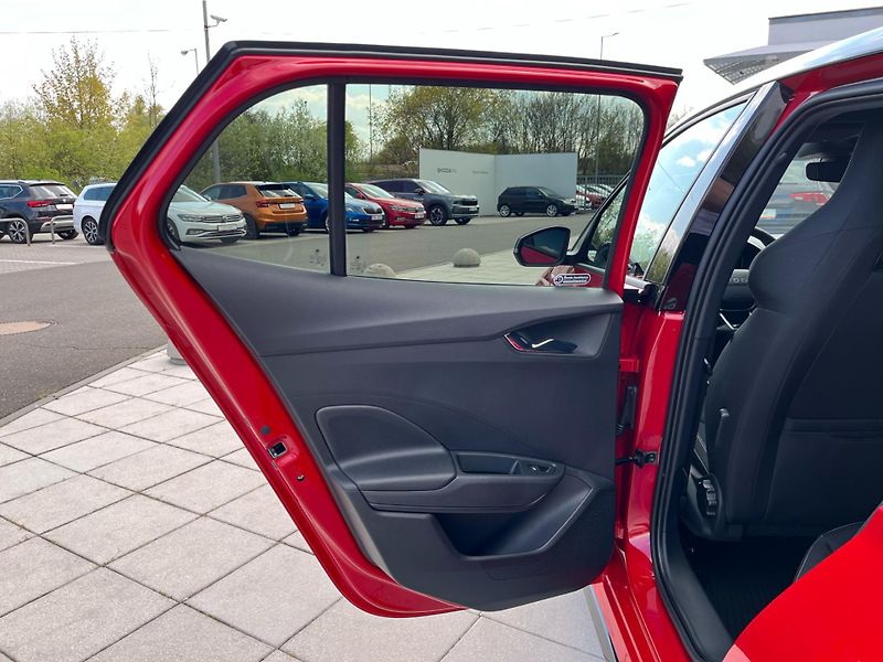 Škoda Fabia 1.0 TSi 85kW MONTECARLO DSG - fotka 22 z 26