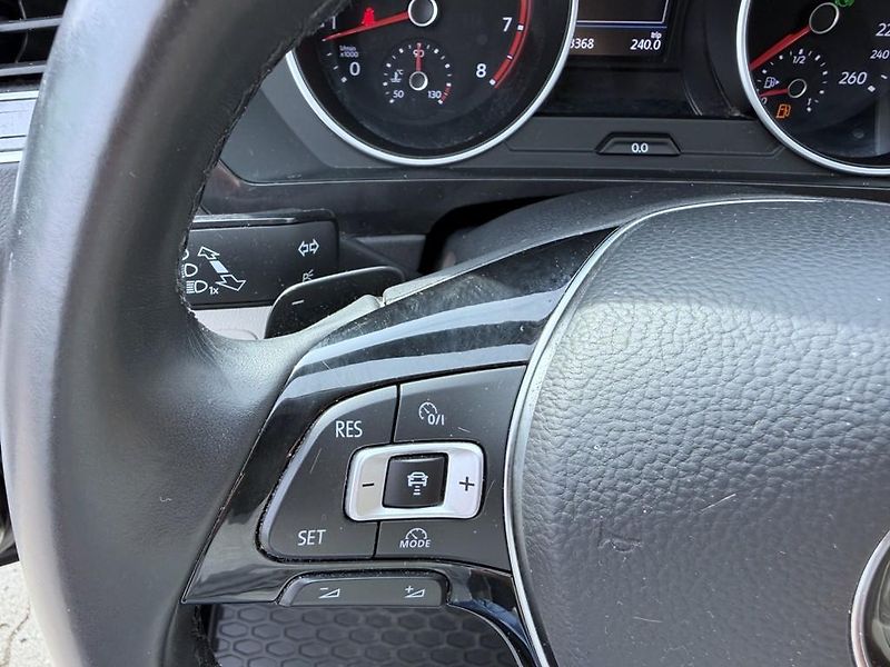 Volkswagen Tiguan 2.0 TSI 4x4 132 kW DSG - fotka 25 z 25
