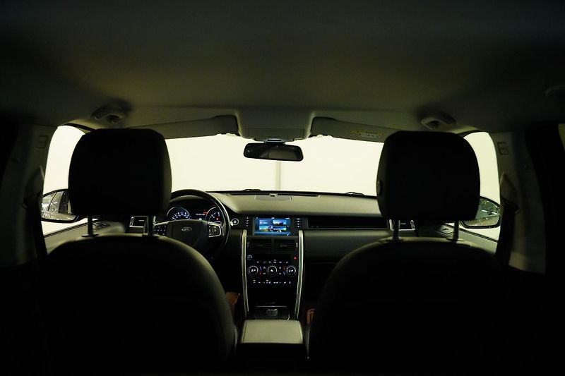 Land Rover Discovery Sport - fotka 27 z 33