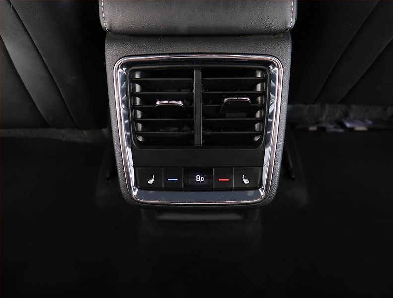 Škoda Enyaq (2021) Sportline iV 60 (62 kWh) - fotka 24 z 32