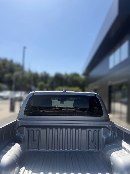 Toyota Hilux (2025) Invincible - fotka 5 z 7