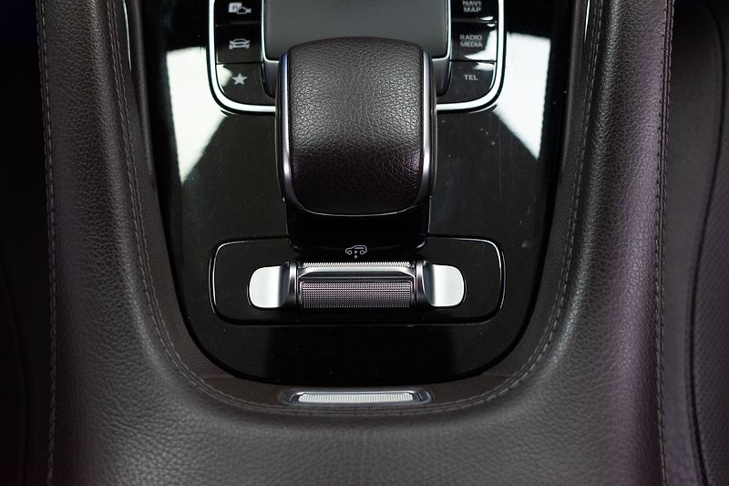Mercedes-Benz GLE 450 AMG*TAŽNÉ*AIR*2xKOLA*DPH* - fotka 25 z 52