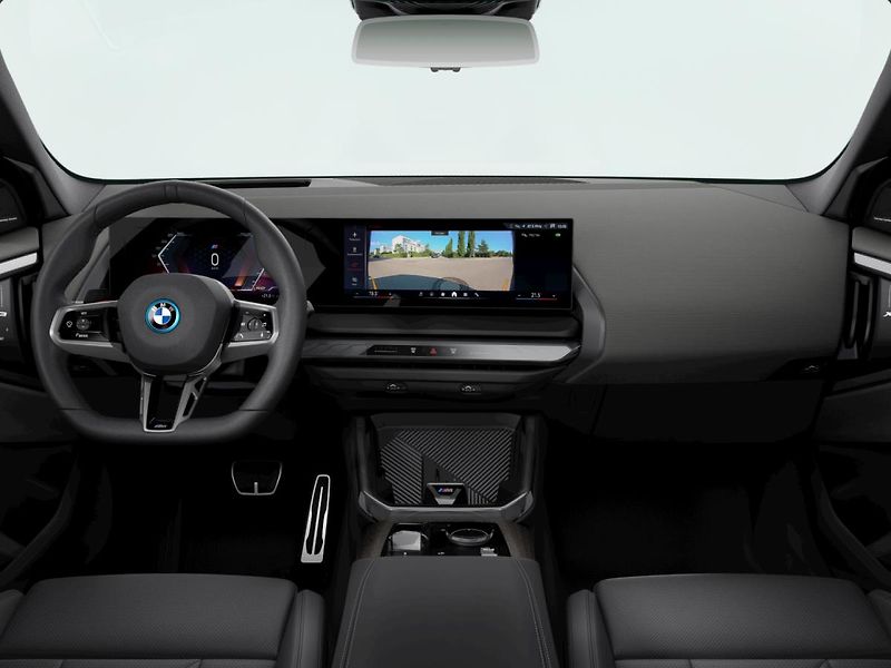 BMW X3 30e xDrive - fotka 9 z 12