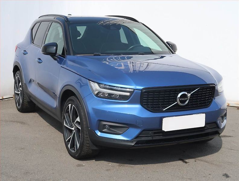 Volvo XC40 (2018) R-Design D4 AWD, 4x4,Automat - fotografie inzerátu