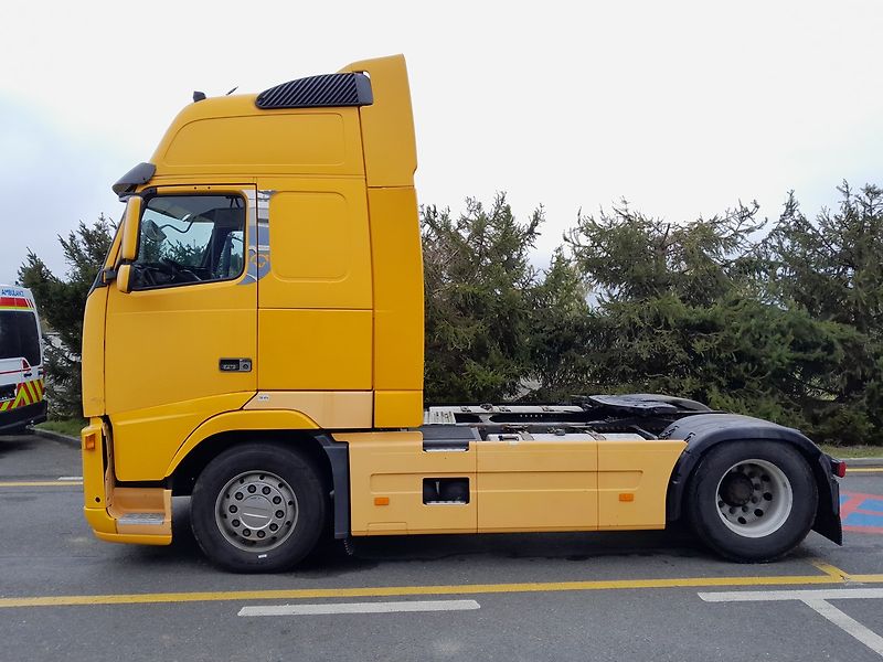 Volvo FH 13 440 Standart Manual tach - fotka 3 z 35